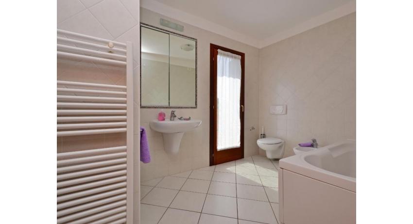 residence RIO: D8/VSL - bagno (esempio)
