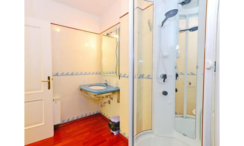 appartamenti BLU RESIDENCE: D6X - bagno (esempio) 42